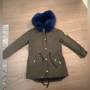 Moose Knuckles winter coat sz L